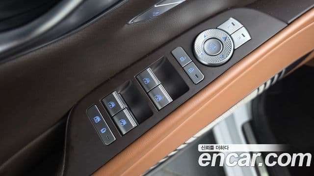 Genesis G80 2023 — Şəkil 33/42