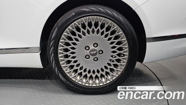 Genesis G80 2023 — Şəkil 10/33