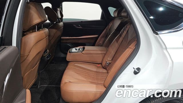Genesis G80 2023 — Şəkil 8/33