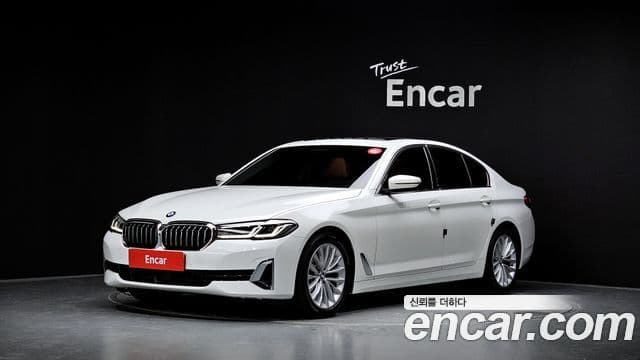 BMW 5 Series 2021 — Фото 1/20