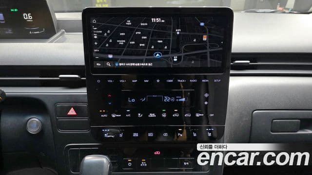 Hyundai Staria 2023 — Фото 14/20