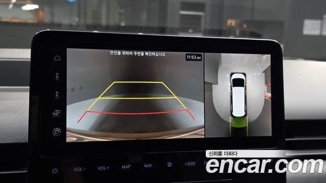 Hyundai Staria 2023 — Фото 15/20