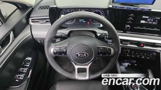 Kia K5 2020 — Фото 15/20