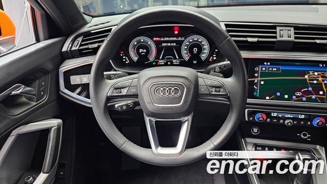 Audi Q3 2023 — Фото 12/20