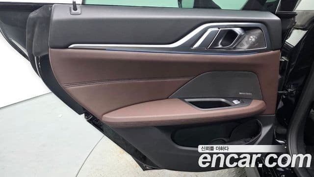 BMW 4 Series 2024 — Şəkil 28/36