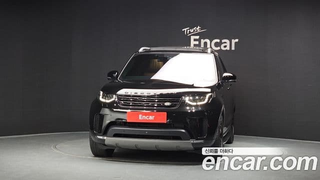 Land Rover Discovery 5 2019 — Şəkil 35/40