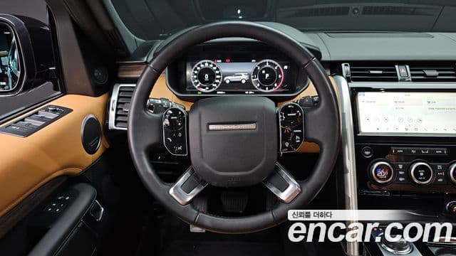 Land Rover Discovery 5 2019 — Şəkil 28/40