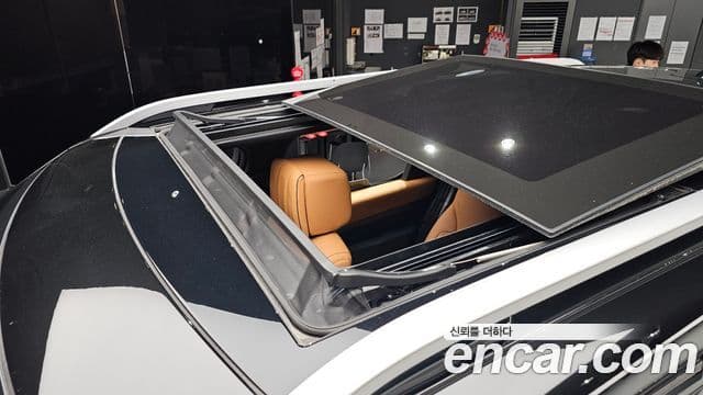 Land Rover Discovery 5 2019 — Şəkil 27/40