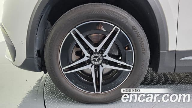 Mercedes-Benz EQA 2021 — ფოტო 13/20