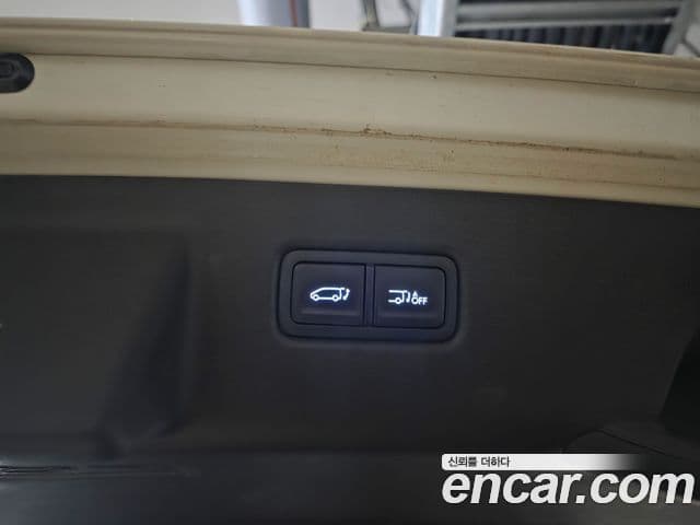 Hyundai Staria 2023 — Фото 5/19