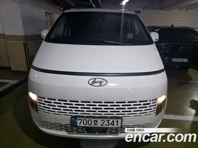 Hyundai Staria 2023 — Фото 7/19