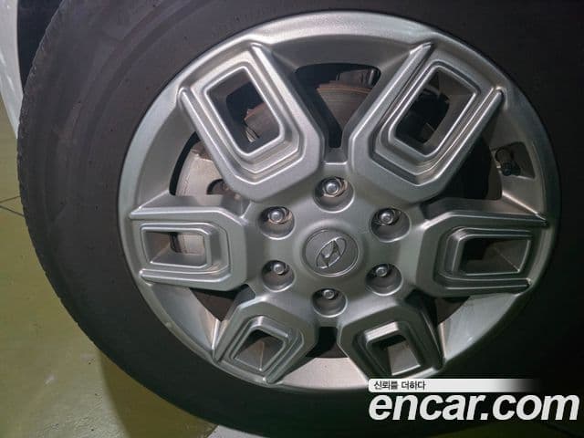 Hyundai Staria 2023 — Фото 19/19
