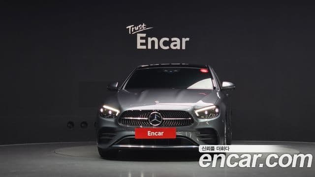 Mercedes-Benz E-Class 2022 — Фото 3/20