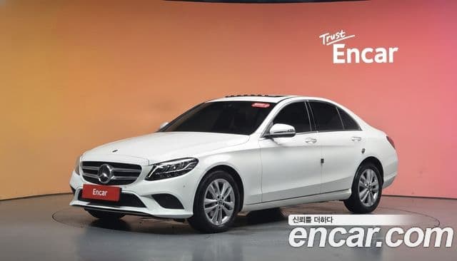 Mercedes-Benz C-Class 2018 — Фото 1/20