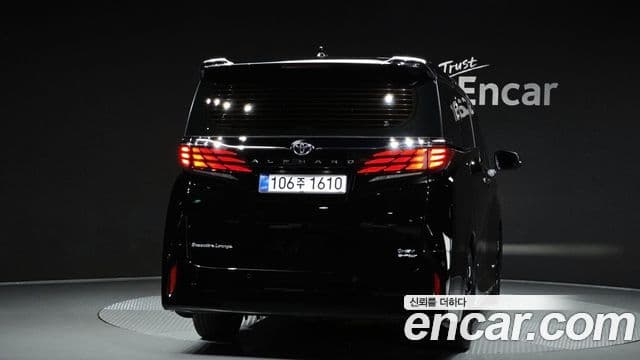 Toyota Alphard 2025 — Фото 3/20
