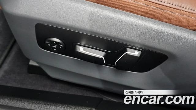 BMW 5 Series 2025 — Фото 20/20