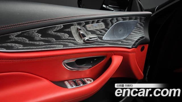 Mercedes-Benz AMG GT 2021 — Photo 19/33