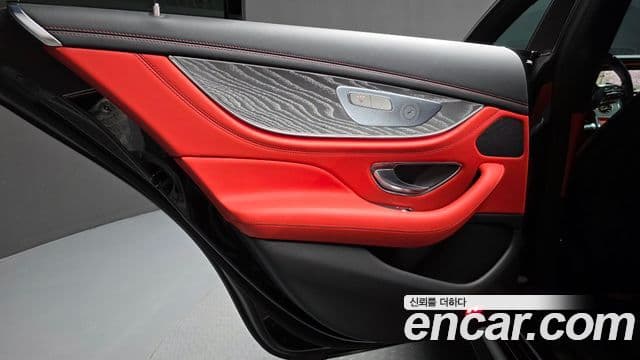 Mercedes-Benz AMG GT 2021 — Photo 11/33