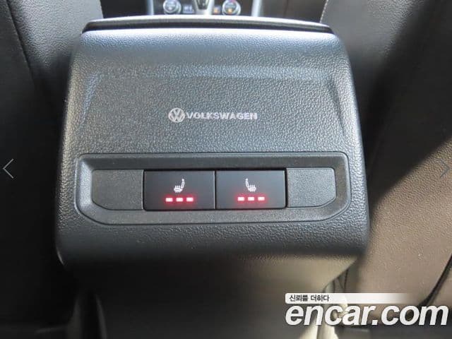 Volkswagen Jetta 2023 — Фото 10/19