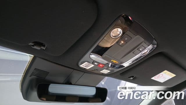 Kia Sorento 2024 — Фото 18/20