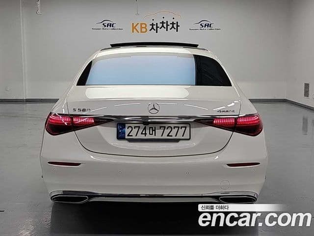 Mercedes-Benz S-Class 2022 — Photo 7/20