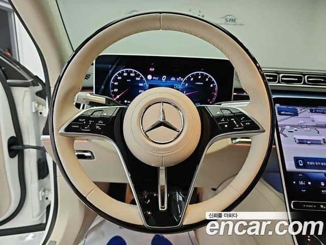 Mercedes-Benz S-Class 2022 — Photo 18/20