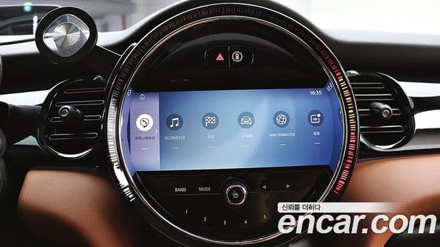 Mini Cooper S 2024 — ფოტო 12/20