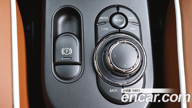 Mini Cooper S 2024 — ფოტო 2/20