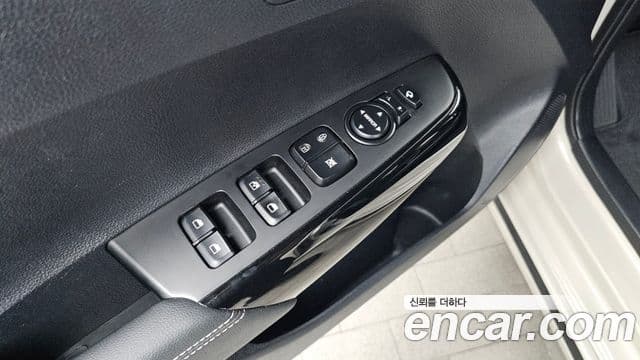 Kia Morning Urban 2023 — Şəkil 14/31