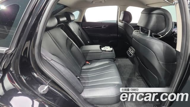 Genesis G80 2021 — ფოტო 24/34