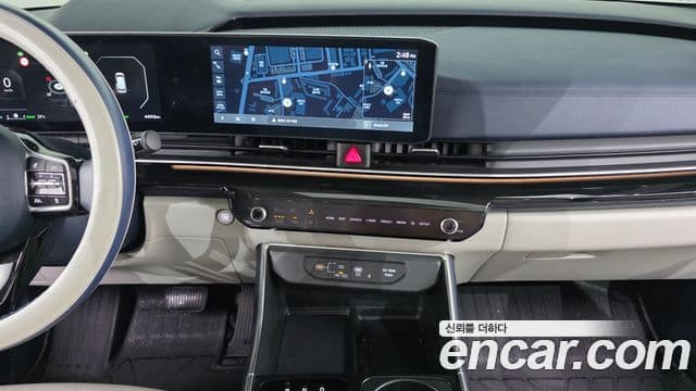 Kia Carnival 2024 — Фото 17/20