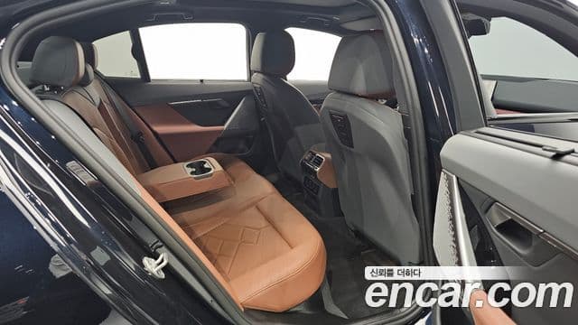 BMW 5 Series 2026 — Photo 29/34