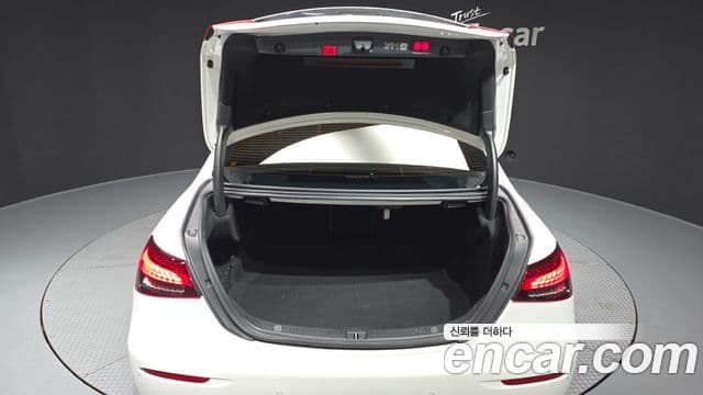 Mercedes-Benz E-Class 2023 — Фото 20/20