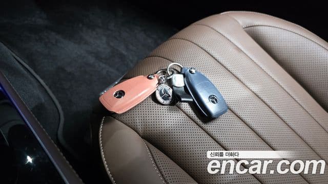 Mercedes-Benz E-Class 2023 — ფოტო 10/35