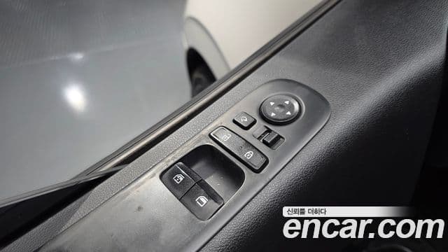 Hyundai Staria 2022 — Photo 31/31