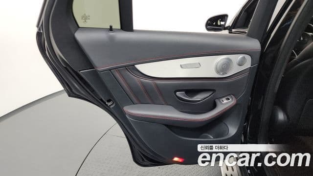 Mercedes-Benz GLC-Class 2019 — ფოტო 30/35