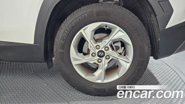 Hyundai Tucson Hybrid 2022 — Photo 28/32