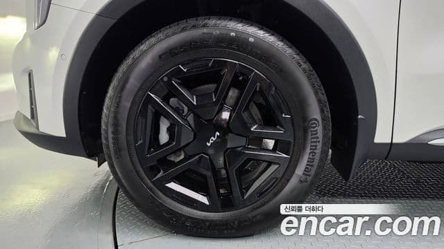 Kia Sorento 2024 — Photo 25/30