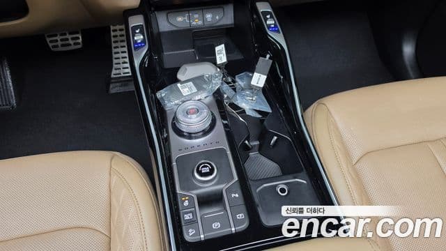 Kia Sorento 2024 — Photo 17/30