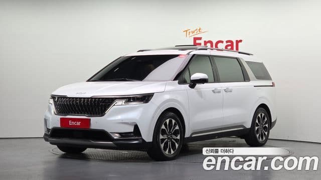 Kia Carnival 2023 — Фото 10/20