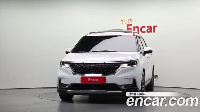 Kia Carnival 2023 — Фото 2/20