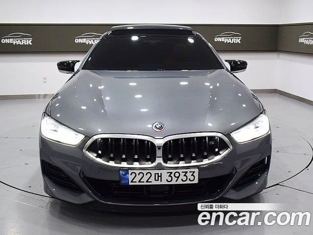 BMW 8 Series 2023 — Фото 1/20