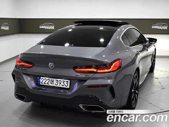 BMW 8 Series 2023 — Фото 2/20