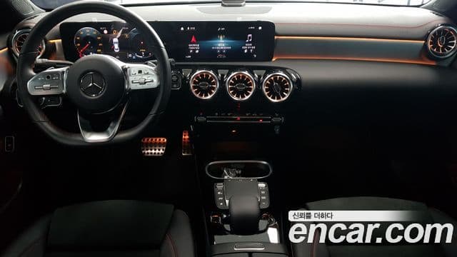Mercedes-Benz CLA-Class 2022 — Photo 2/17