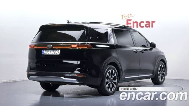 Kia Carnival 2020 — Фото 2/20
