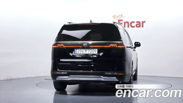 Kia Carnival 2020 — Фото 4/20