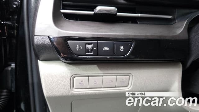Kia Carnival 2020 — Фото 17/20