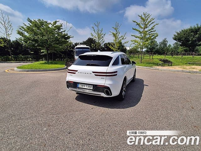 Genesis GV70 2023 — Photo 2/19