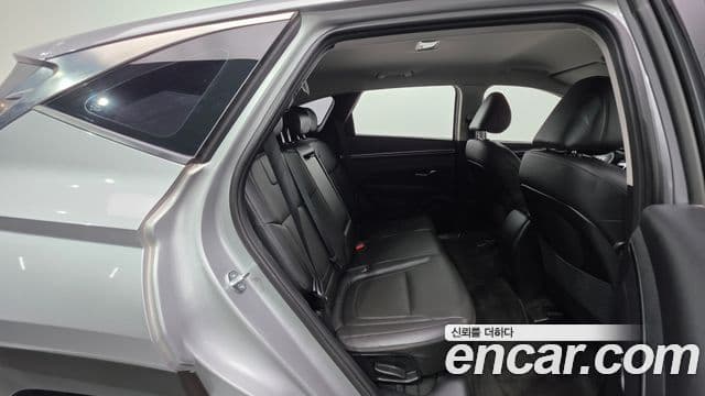 Hyundai Tucson Hybrid 2022 — Şəkil 28/30