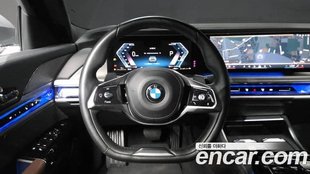 BMW 7 Series 2023 — Фото 12/20